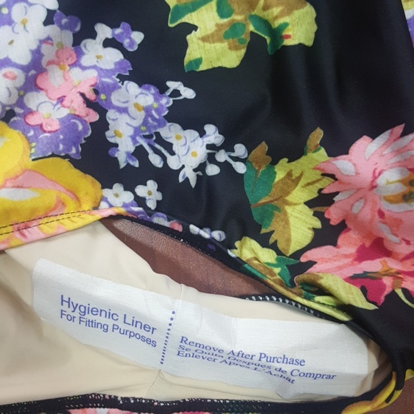 NEW Anthropologie Allihop Zinnia Plunge One-Piece - Picture 8 of 8